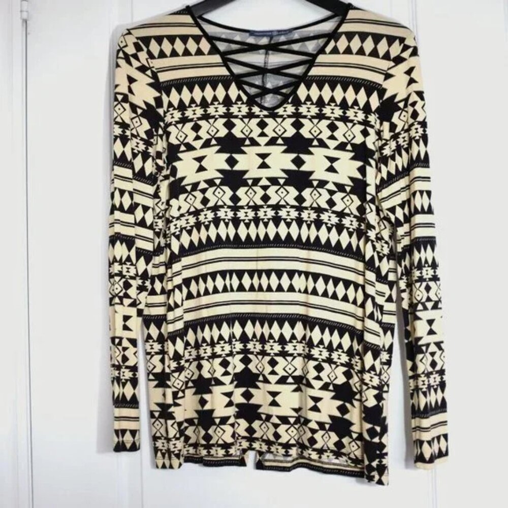 Signature weekend Aztec Print Tunic M